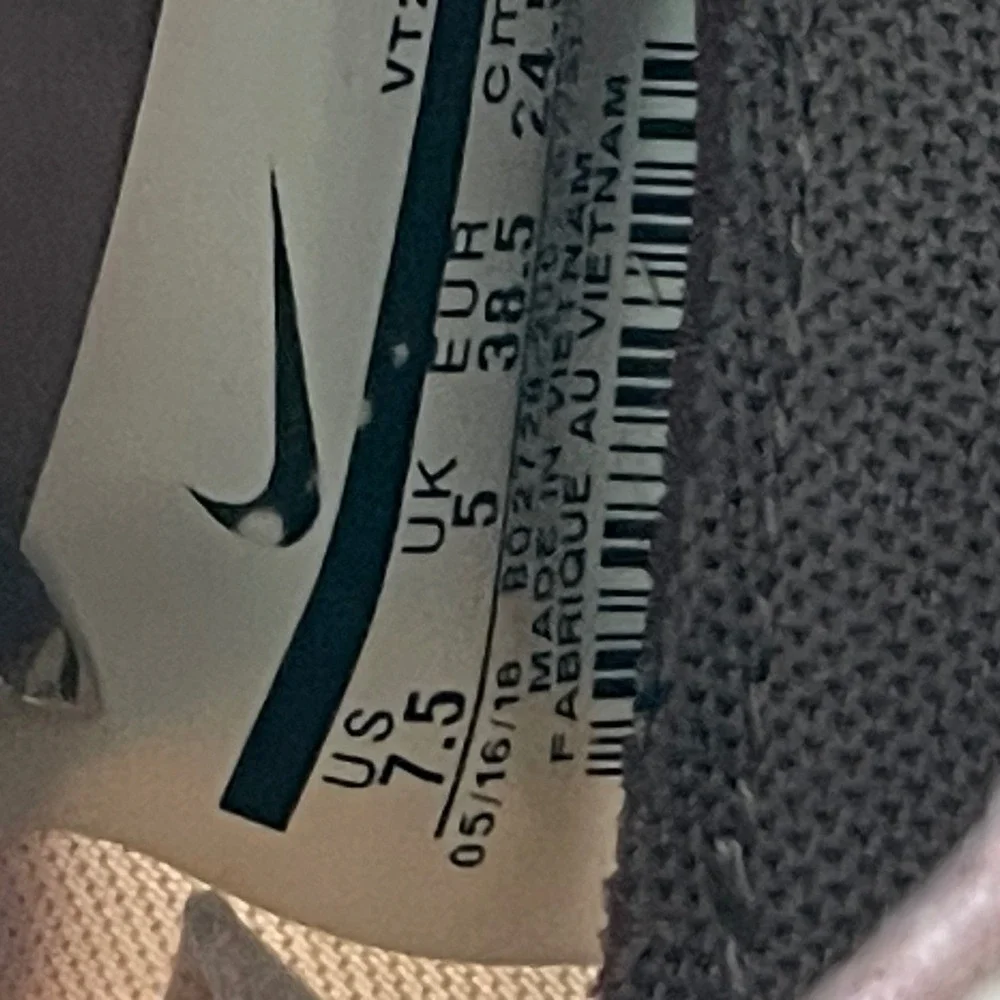 Nike womens size